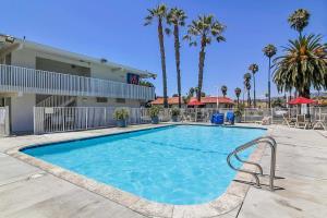 6-ventura, Ca -